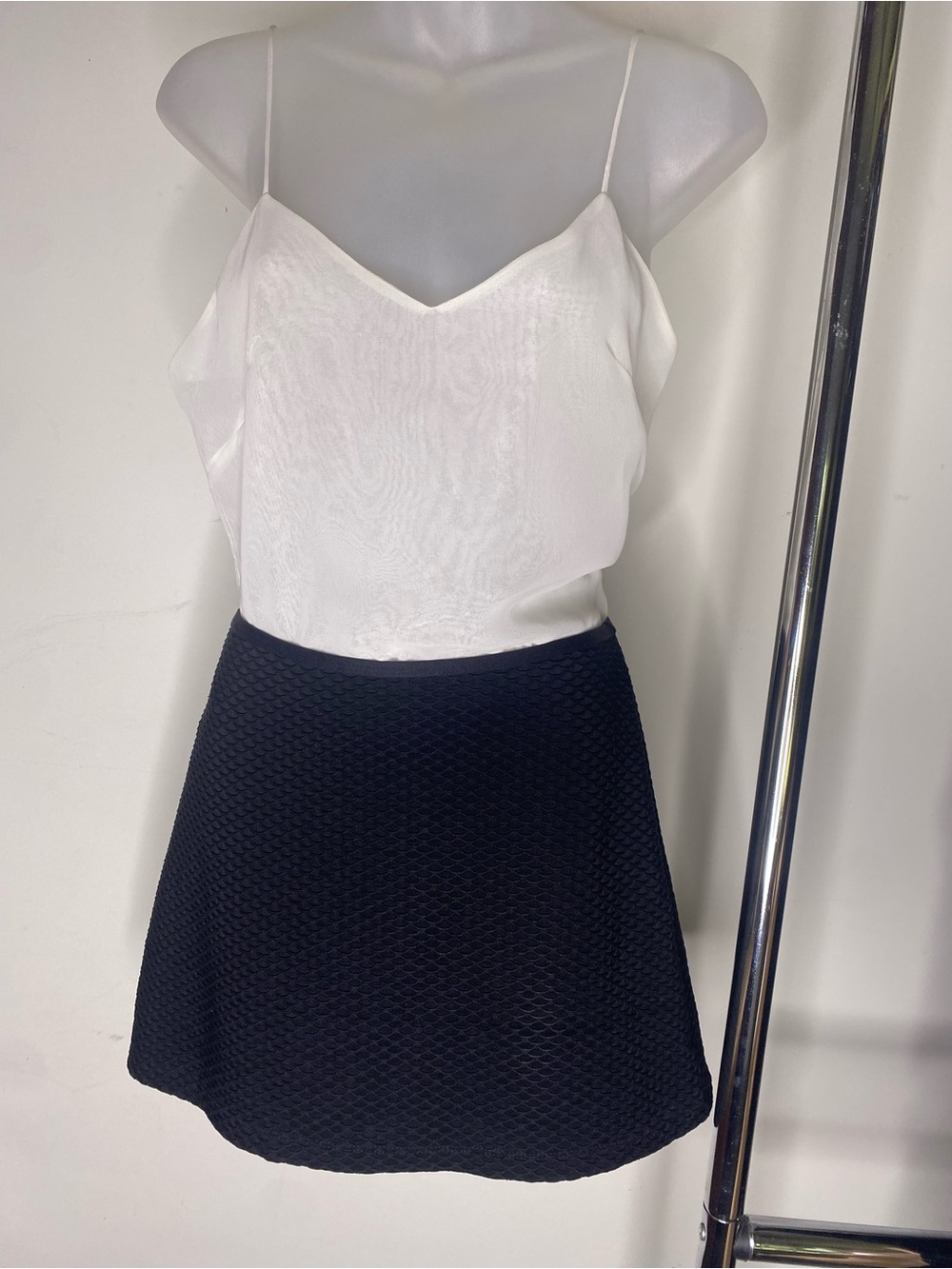 Made in USA Jones New York Black Textured Mini Skirt